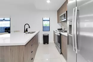 320 NW 13th Ct, Florida City, FL 33034 - Photo 17