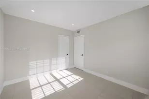 5420 Hollywood Blvd, Hollywood, FL 33021 - Photo 9