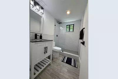 190 NW 69th St #3, Miami, FL 33150 - Photo 3