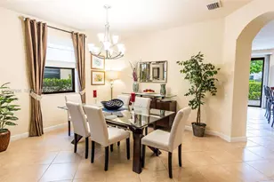 125 SE 36th Pl, Homestead, FL 33033 - Photo 9