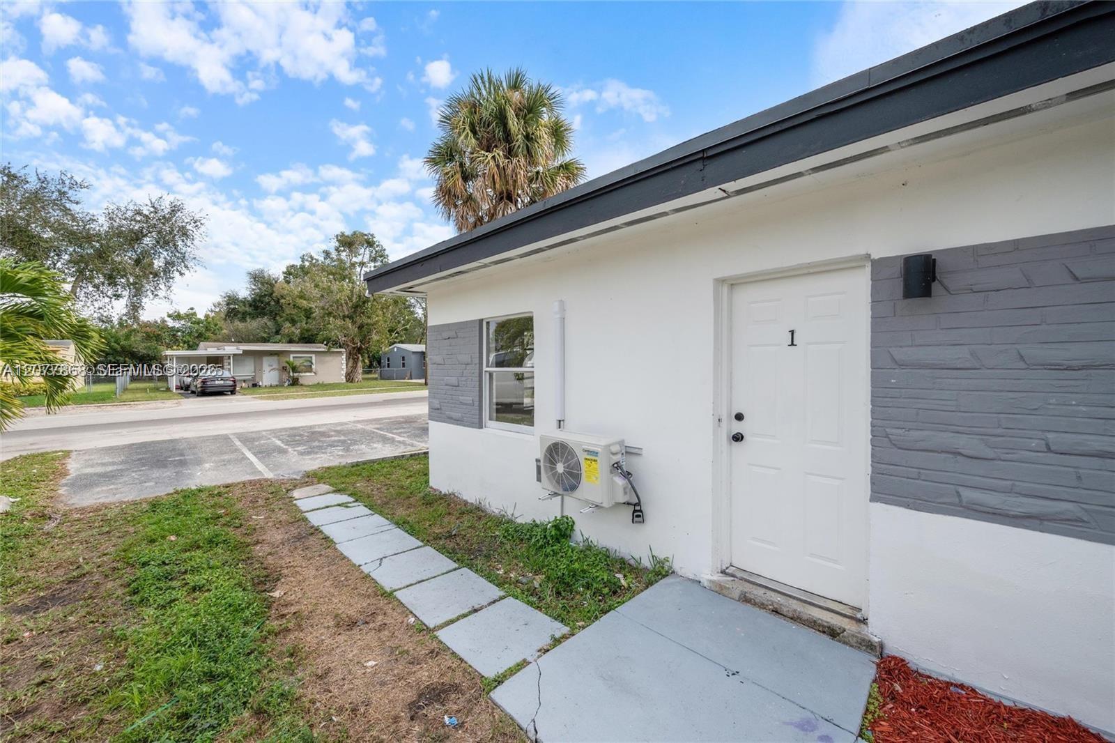 417 NW 15th Ave - 417 NW 15th Ave, Fort Lauderdale, FL 33311 Luxury Property | Jose Angel Pina
