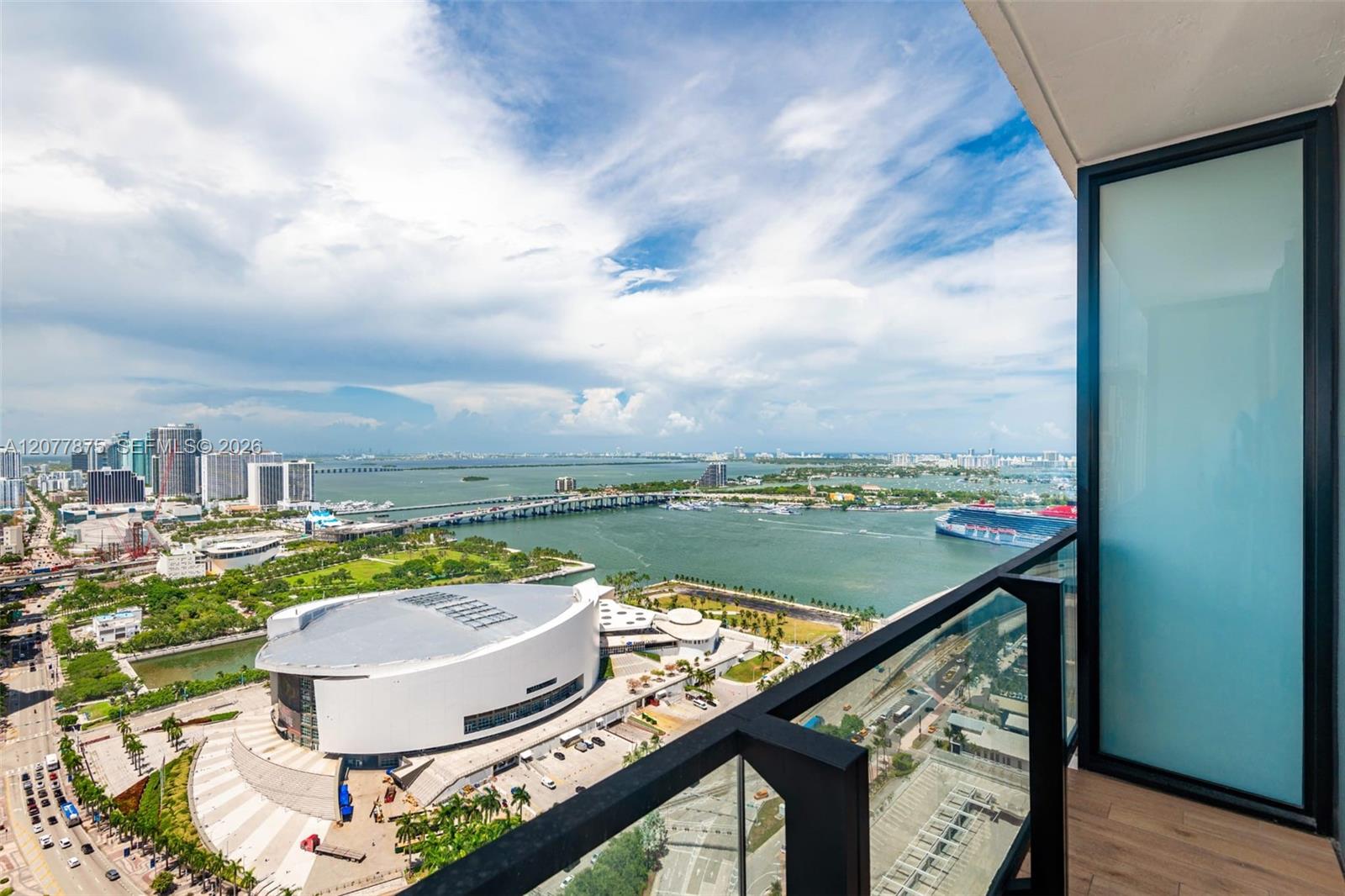 398 NE 5th St #3104 - 398 NE 5th St #3104, Miami, FL 33132 Luxury Property | Jose Angel Pina