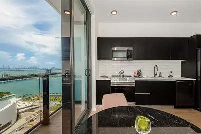 398 NE 5th St #3104, Miami, FL 33132 - Photo 21