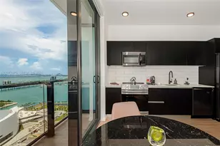 398 NE 5th St, Miami, FL 33132 - Photo 21