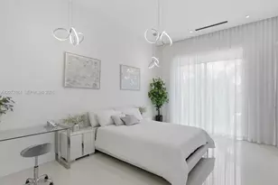 301 190th St, Sunny Isles Beach, FL 33160 - Photo 23