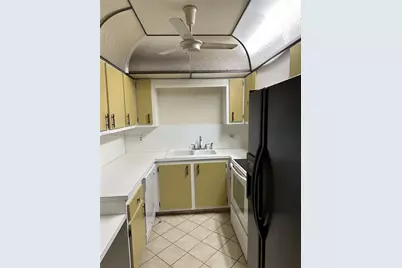 6061 N Falls Cir Dr #106, Lauderhill, FL 33319 - Photo 1