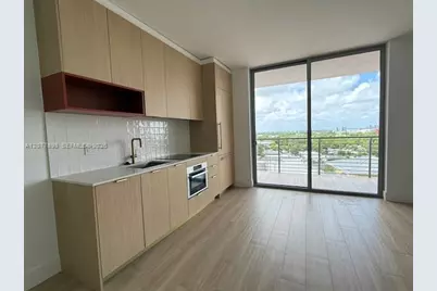 90 NE 32 #1016, Miami, FL 33137 - Photo 9