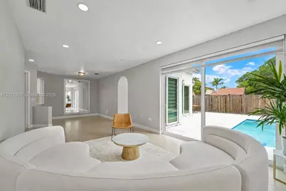 15585 SW 112th Way, Miami, FL 33196 - Photo 5