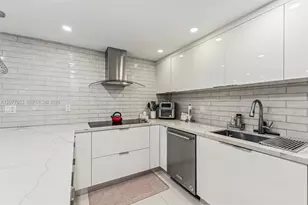 121 Crandon Blvd, Key Biscayne, FL 33149 - Photo 21