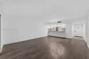 8415 SW 107th Ave, Miami, FL 33173 - Photo 7