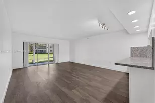 8415 SW 107th Ave, Miami, FL 33173 - Photo 5