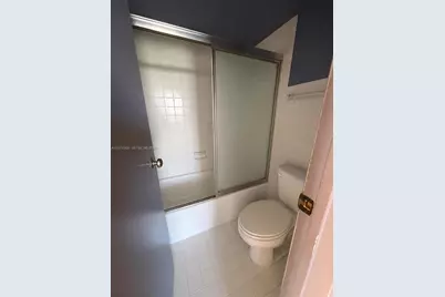 20500 W Country Club Dr #818, Aventura, FL 33180 - Photo 15