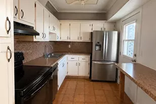 20500 W Country Club Dr, Aventura, FL 33180 - Photo 3