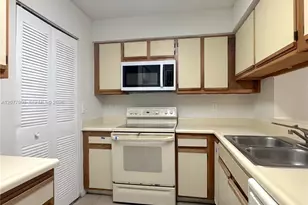 1265 SW 46th Ave, Pompano Beach, FL 33069 - Photo 21