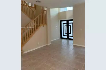 1532 NW 133rd Ave, Pembroke Pines, FL 33028 - Photo 3