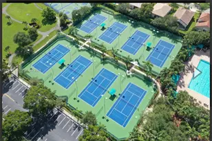 1532 NW 133rd Ave, Pembroke Pines, FL 33028 - Photo 17
