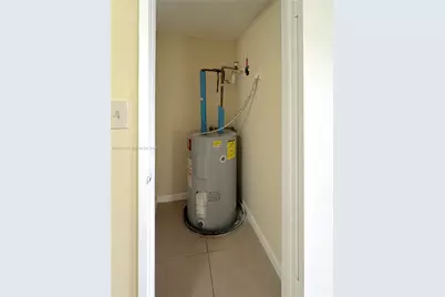 3287 Coral Lake Dr #3287, Coral Springs, FL 33065 - Photo 5