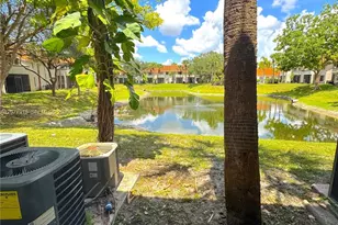 3252 Coral Lake Ln, Coral Springs, FL 33065 - Photo 15