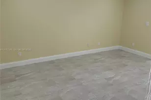 920 SW 111th Ave, Pembroke Pines, FL 33025 - Photo 3