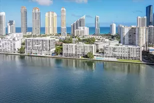 17600 N Bay Rd, Sunny Isles Beach, FL 33160 - Photo 25