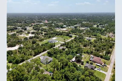 811 Edison Ave, Lehigh Acres, FL 33972 - Photo 23