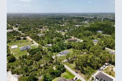 811 Edison Ave, Lehigh Acres, FL 33972 - Photo 19