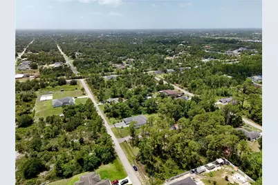 811 Edison Ave, Lehigh Acres, FL 33972 - Photo 7