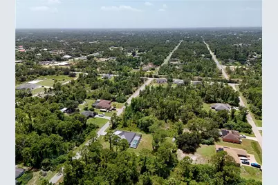 811 Edison Ave, Lehigh Acres, FL 33972 - Photo 25