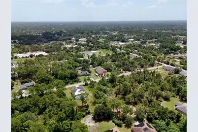 811 Edison Ave, Lehigh Acres, FL 33972 - Photo 9