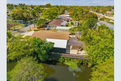 2485 NE 214th St, Miami, FL 33180 - Photo 47