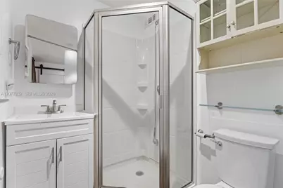 2485 NE 214th St, Miami, FL 33180 - Photo 29