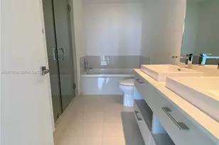 45 SW 9th St, Miami, FL 33130 - Photo 29