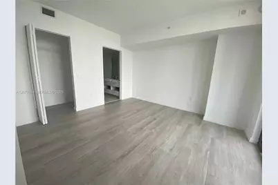 45 SW 9th St #3703, Miami, FL 33130 - Photo 21