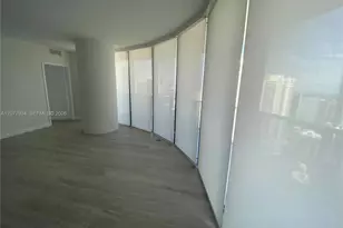 45 SW 9th St, Miami, FL 33130 - Photo 5