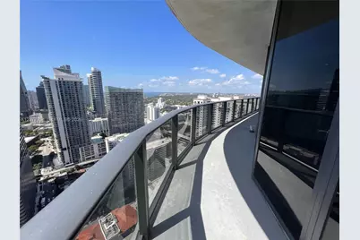 45 SW 9th St #3703, Miami, FL 33130 - Photo 43
