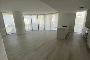 45 SW 9th St, Miami, FL 33130 - Photo 9