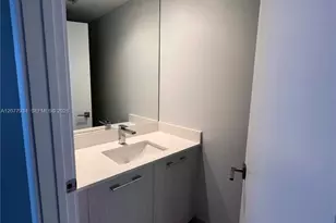 45 SW 9th St, Miami, FL 33130 - Photo 37