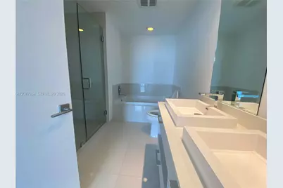 45 SW 9th St #3703, Miami, FL 33130 - Photo 27