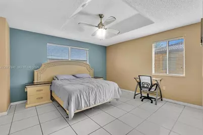 13949 N Forest Oak Cir, Davie, FL 33325 - Photo 15