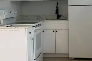 7535 NE 2nd Ct, Miami, FL 33138 - Photo 3