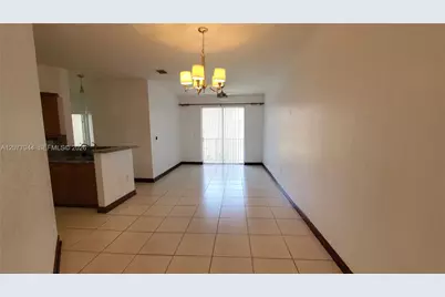 7070 NW 177th St #205-10, Hialeah, FL 33015 - Photo 5