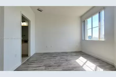 7070 NW 177th St #205-10, Hialeah, FL 33015 - Photo 11