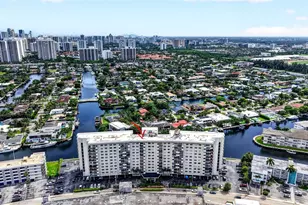 401 Golden Isles Dr, Hallandale Beach, FL 33009 - Photo 25