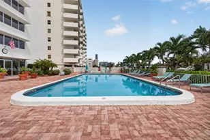 401 Golden Isles Dr, Hallandale Beach, FL 33009 - Photo 19