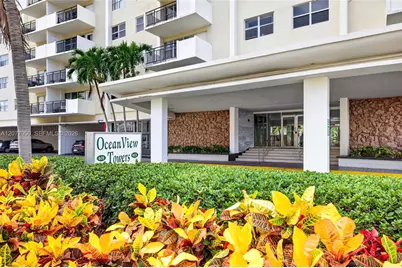 401 Golden Isles Dr #708, Hallandale Beach, FL 33009 - Photo 17