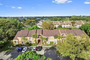 2662 NW 33rd St, Oakland Park, FL 33309 - Photo 25