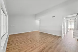 2662 NW 33rd St, Oakland Park, FL 33309 - Photo 5