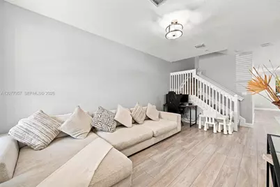 156 SW 185th Way, Pembroke Pines, FL 33029 - Photo 3