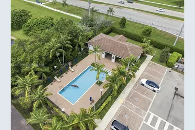156 SW 185th Way, Pembroke Pines, FL 33029 - Photo 33