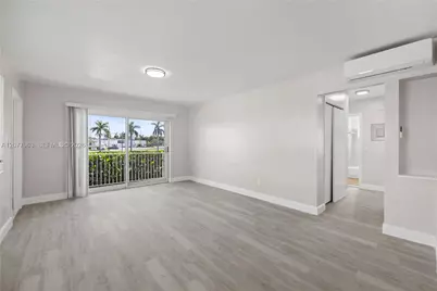 1979 N Glades Dr #1, North Miami Beach, FL 33162 - Photo 7